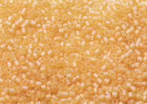 Бисер Япония MIYUKI Delica цилиндр 10/0 5 г DBM-0852 мускусная дыня радужный матовый