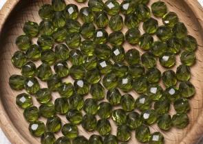 Бусины полированные круглые 6мм 25г (90 штук) 50250 